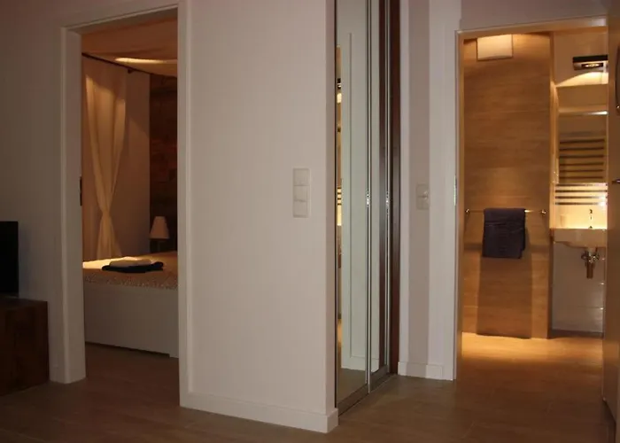 Marco Polo Number One Apartment *